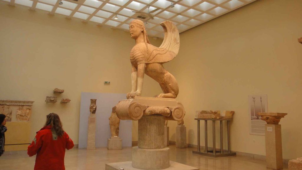 希臘 : 德爾菲 Delphi ——「世界的中心」
