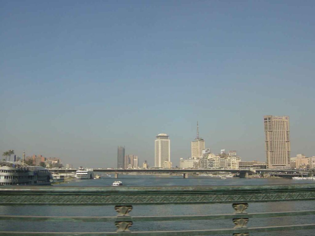 開羅旅遊 : 被富饒的尼羅河穿行而過,給這片世界上最大的沙漠,帶來勃勃生機的城市
