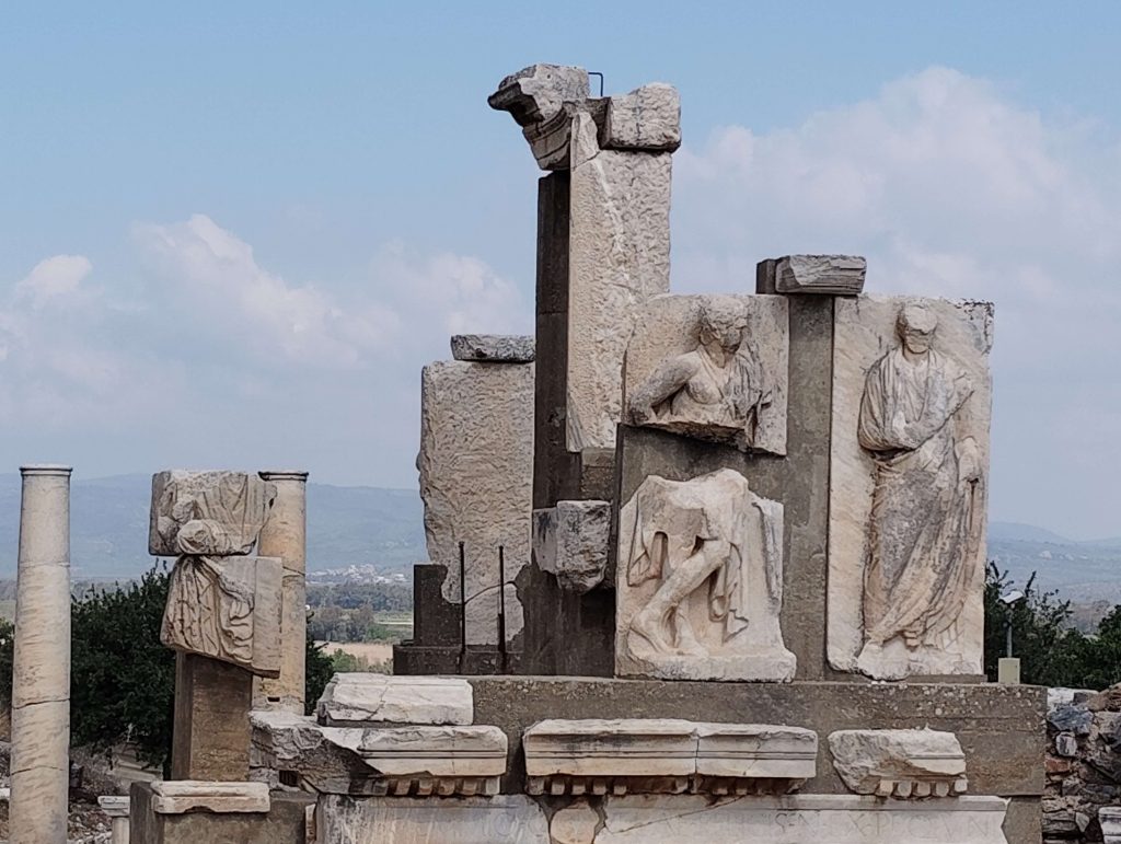 愛菲索斯 Ephesus : 阿特米斯神廟 Temple of Artemis