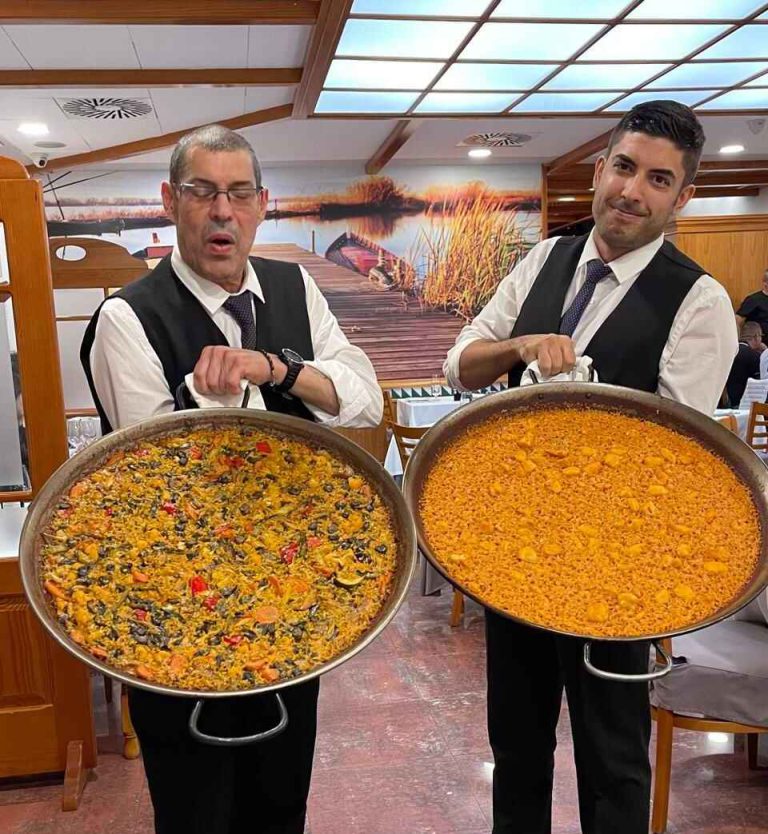西班牙海鮮飯 “paella” 是來自 瓦倫西亞語 Valenciana