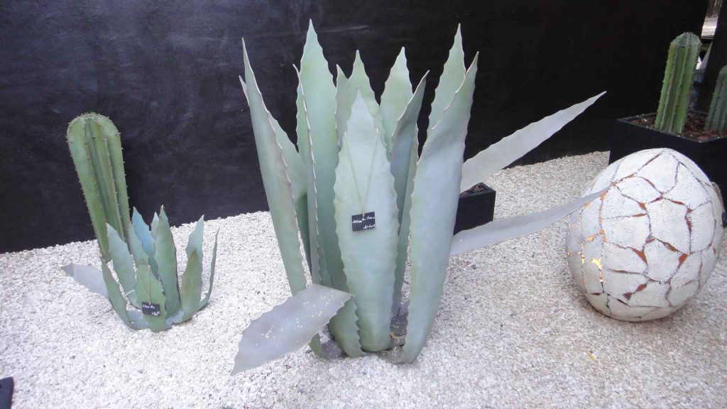 朋友工廠打造的仙人掌展示廳。鮮豔的色彩栩栩如生,手工製作的精緻程度,幾乎可以與馬若雷勒花園 Majorelle Garden 中的真實相媲美