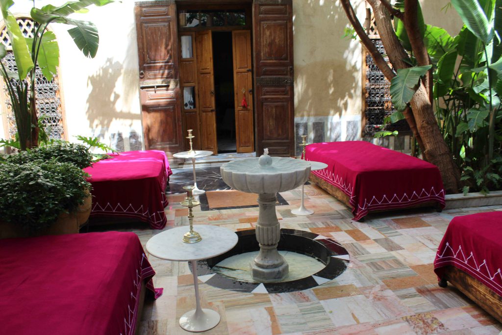 舊城區內的小型精品旅館「Riad」大堂