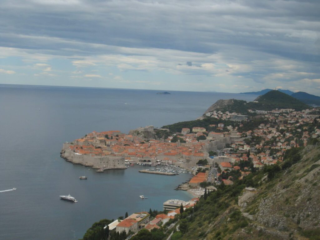 杜布羅夫尼克 Dubrovnik, 克羅埃西亞 Croatia : 俯瞰古城與港口 : 洛夫里耶納茨堡 Fort Lovrijenac