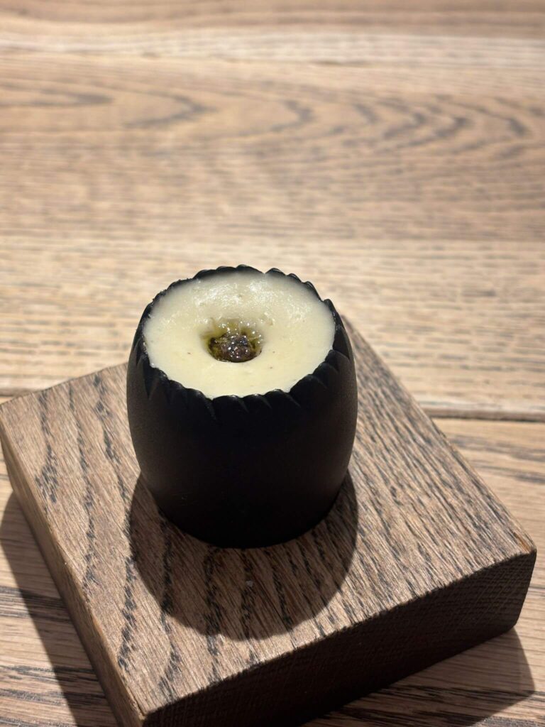 Bambu 時尚 chic 吧枱式餐廳用餐