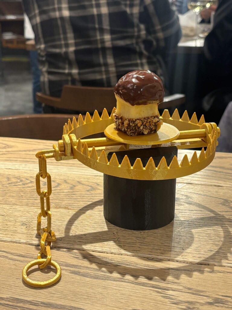 Bambu 時尚 chic 吧枱式餐廳用餐