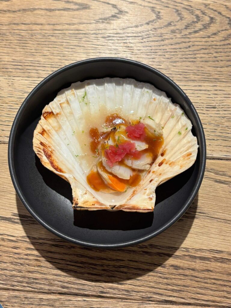 Bambu 時尚 chic 吧枱式餐廳用餐