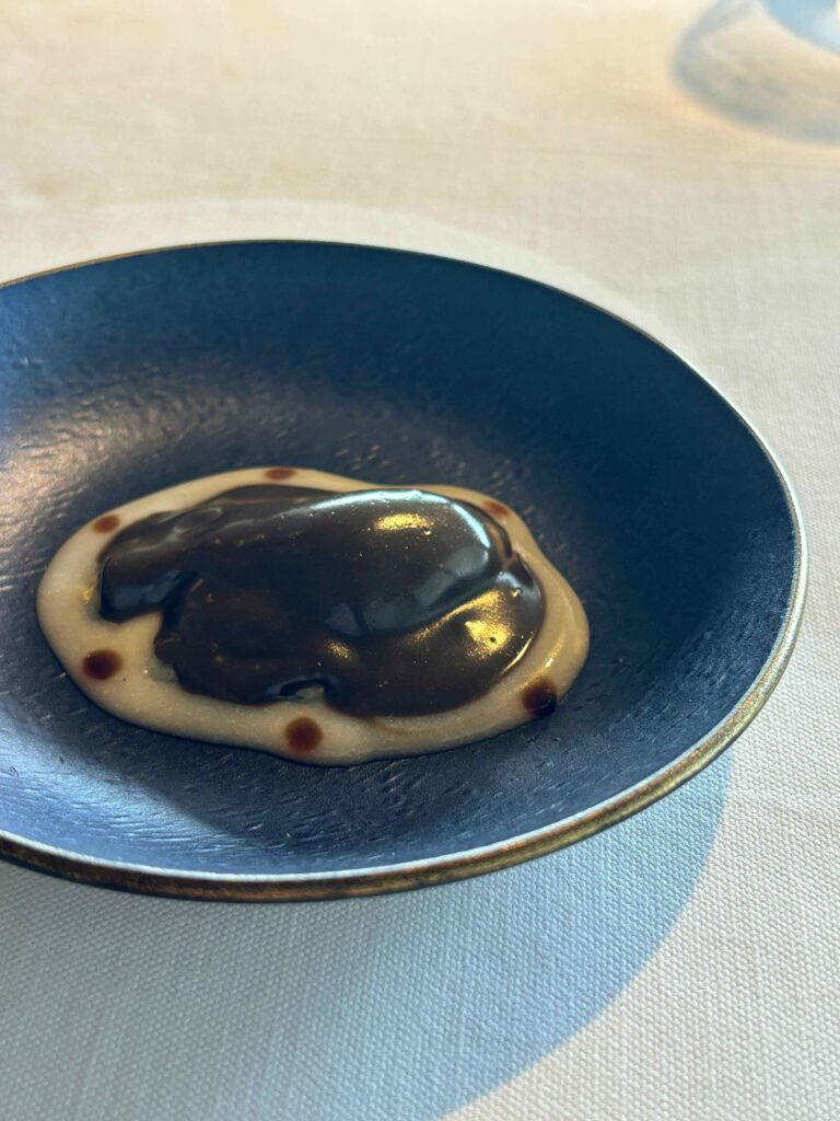 主餐也以海鮮、魚類、豆類爲主,變化多端。視覺、味覺完美搭配