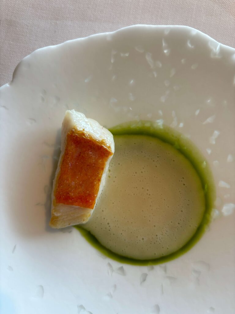 主餐也以海鮮、魚類、豆類爲主,變化多端。視覺、味覺完美搭配