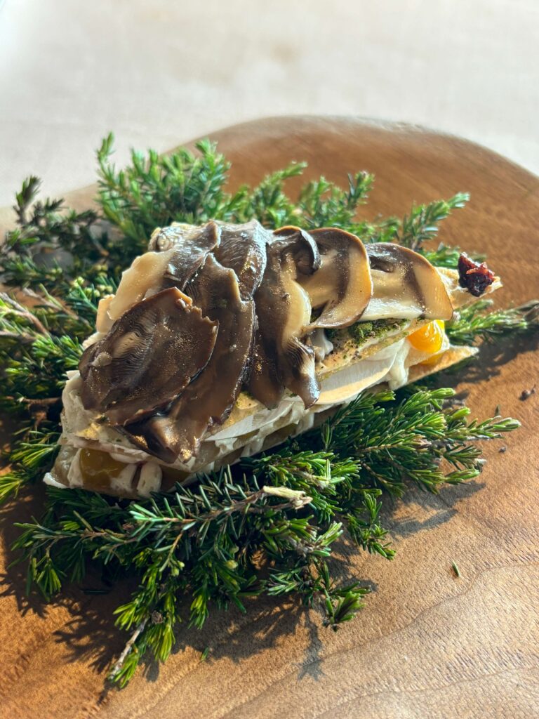 主餐也以海鮮、魚類、豆類爲主,變化多端。視覺、味覺完美搭配